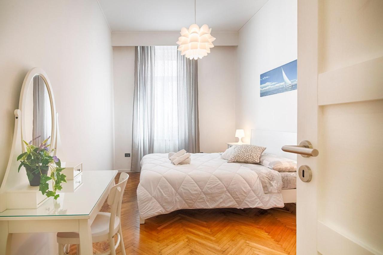 Mihaela Apartment - Charme Near The Station ترييستي المظهر الخارجي الصورة
