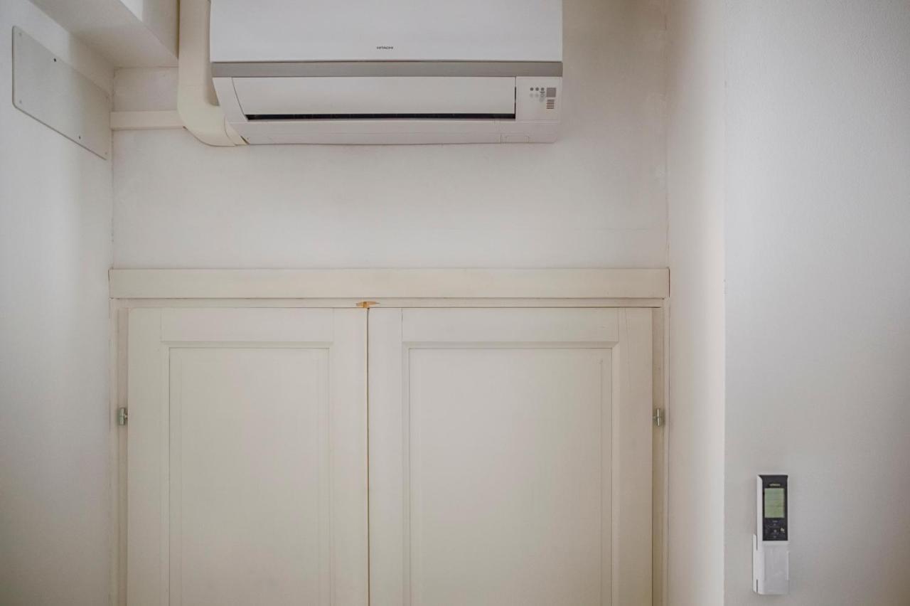 Mihaela Apartment - Charme Near The Station ترييستي المظهر الخارجي الصورة